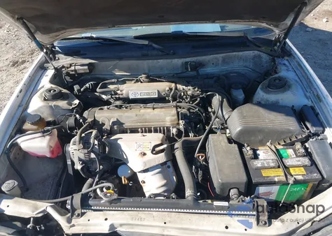 1994 Toyota Camry Le из США, поврежденный, VIN 4T1SK12E3RU357935